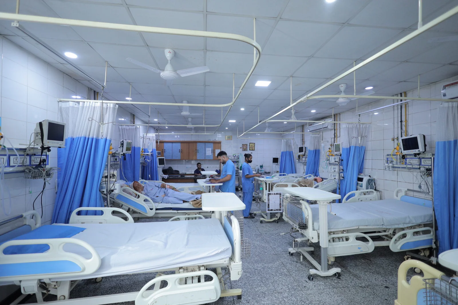 ICU - Nursing Staff on Duty - Sapphire Hospital Agra